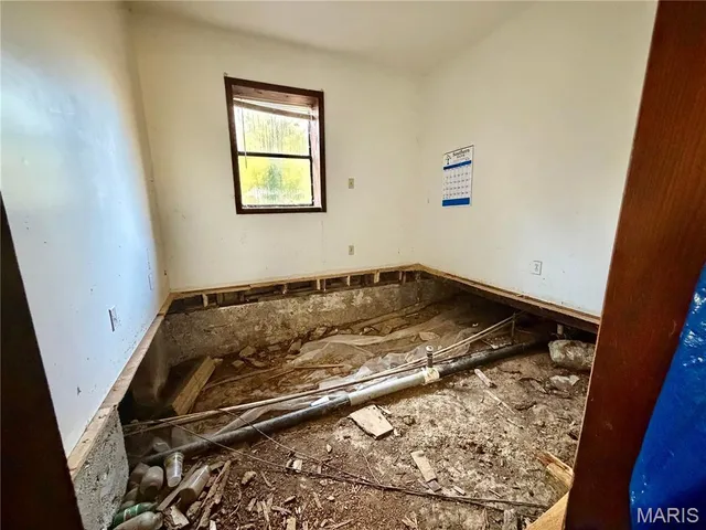 $155,000 | 902 Ripley 160e-8, Doniphan, MO 63935