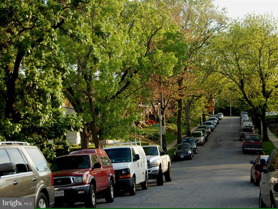 3658 Clarenell Road Baltimore, MD 21229 - Photo 2 of 25 Community
