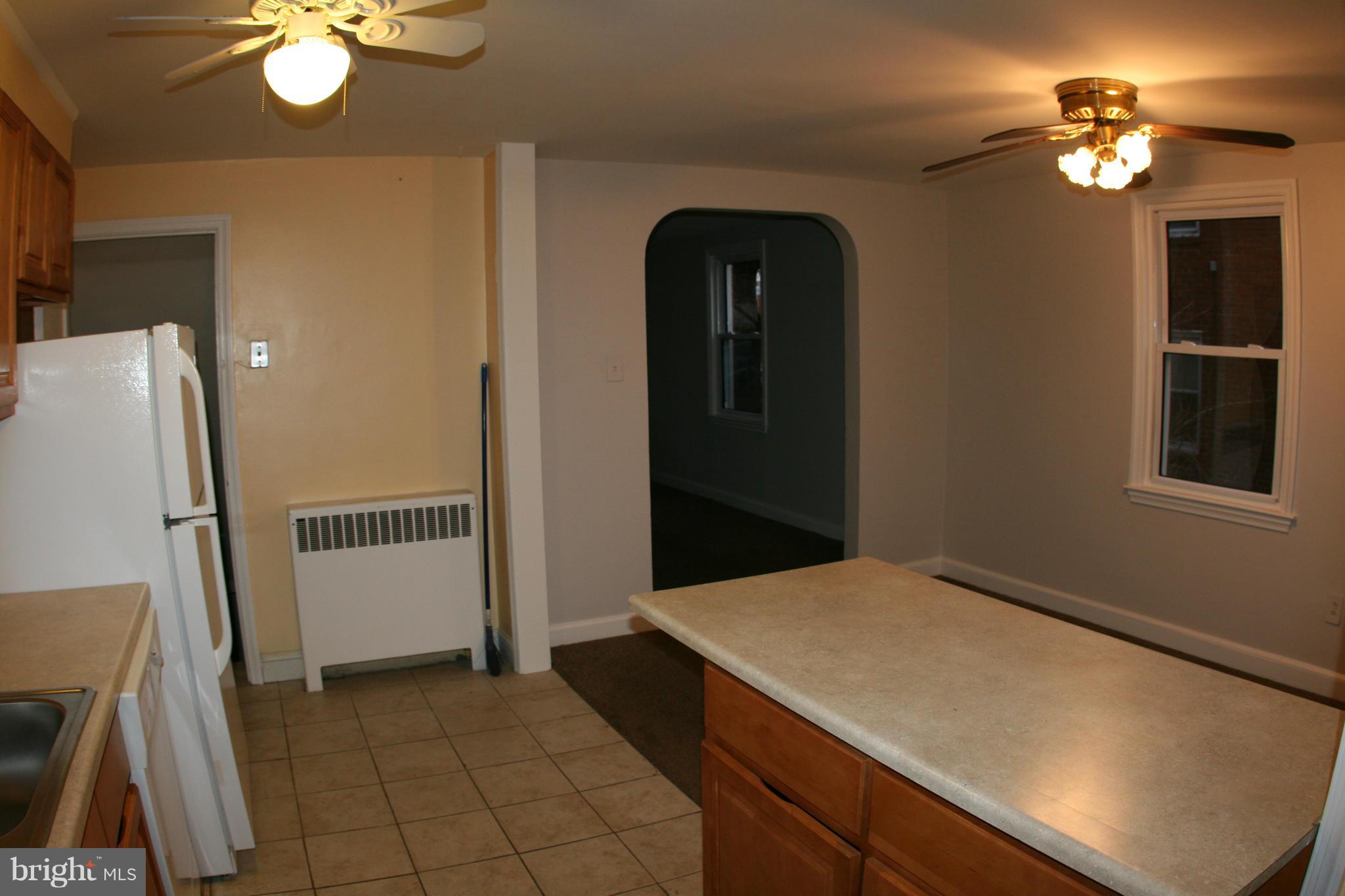 3658 Clarenell Road Baltimore, MD 21229 - Photo 8 of 25 Kitchen