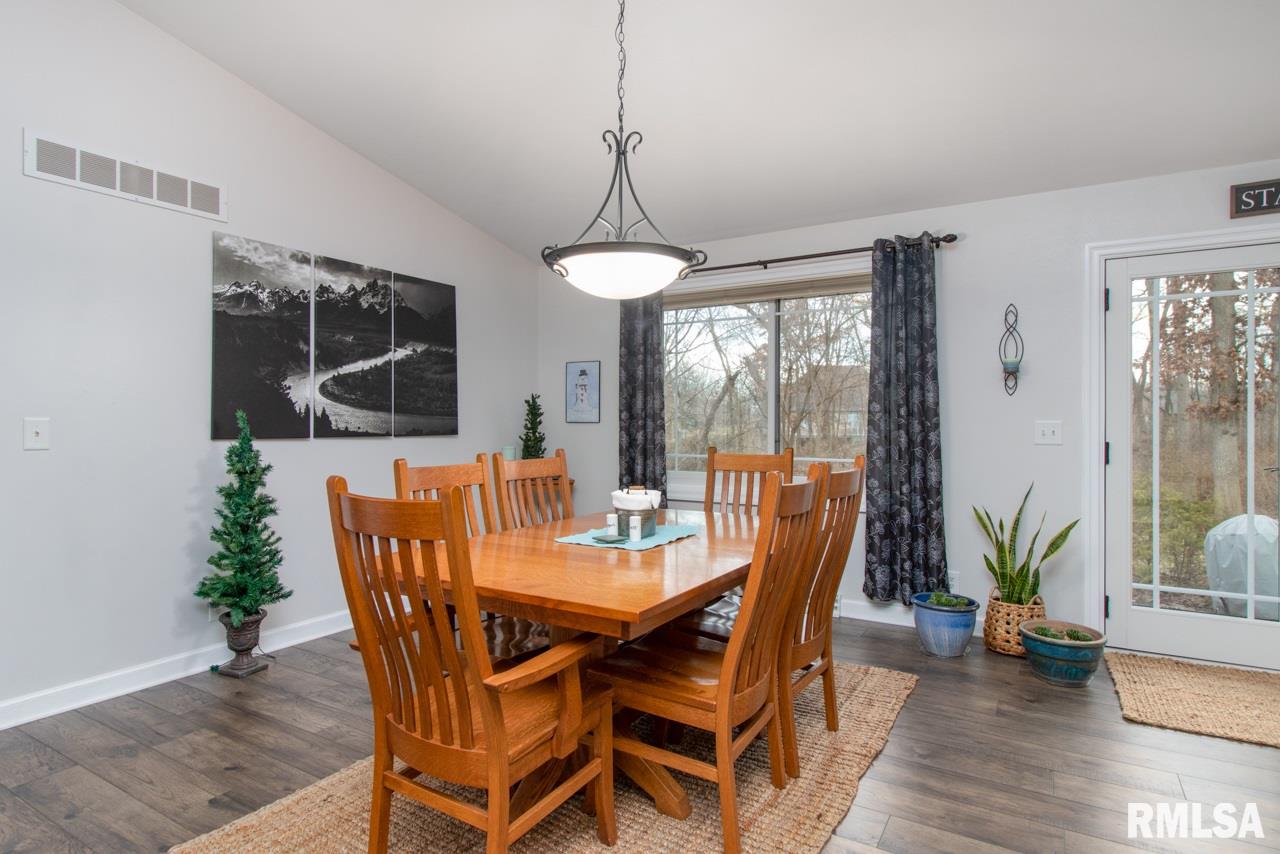 35 Waldheim Road Morton, IL 61550 - Photo 17 of 36 Gallery Image 17