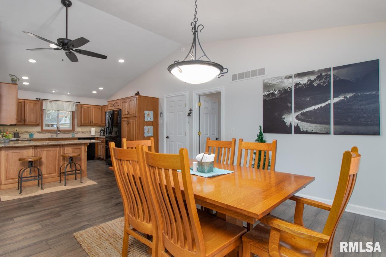 35 Waldheim Road Morton, IL 61550 - Photo 20 of 36 Gallery Image 20