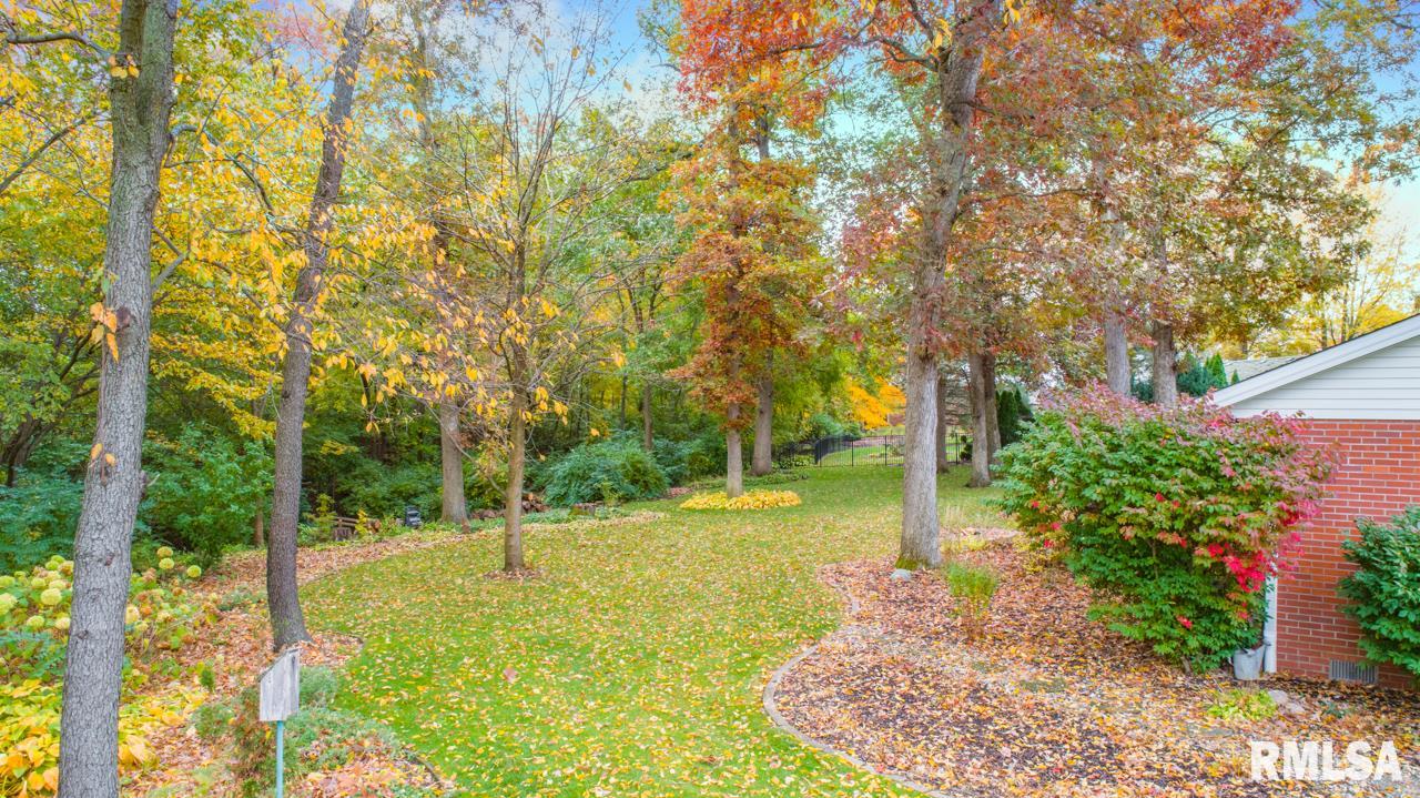 35 Waldheim Road Morton, IL 61550 - Photo 6 of 36 Gallery Image 6