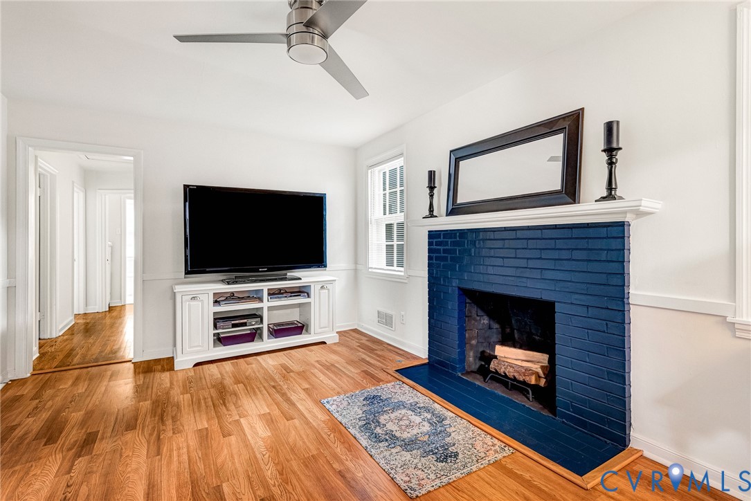 1902 Dresden Road Henrico, VA 23229 - Photo 9 of 37 The large family room has a fireplace that is also