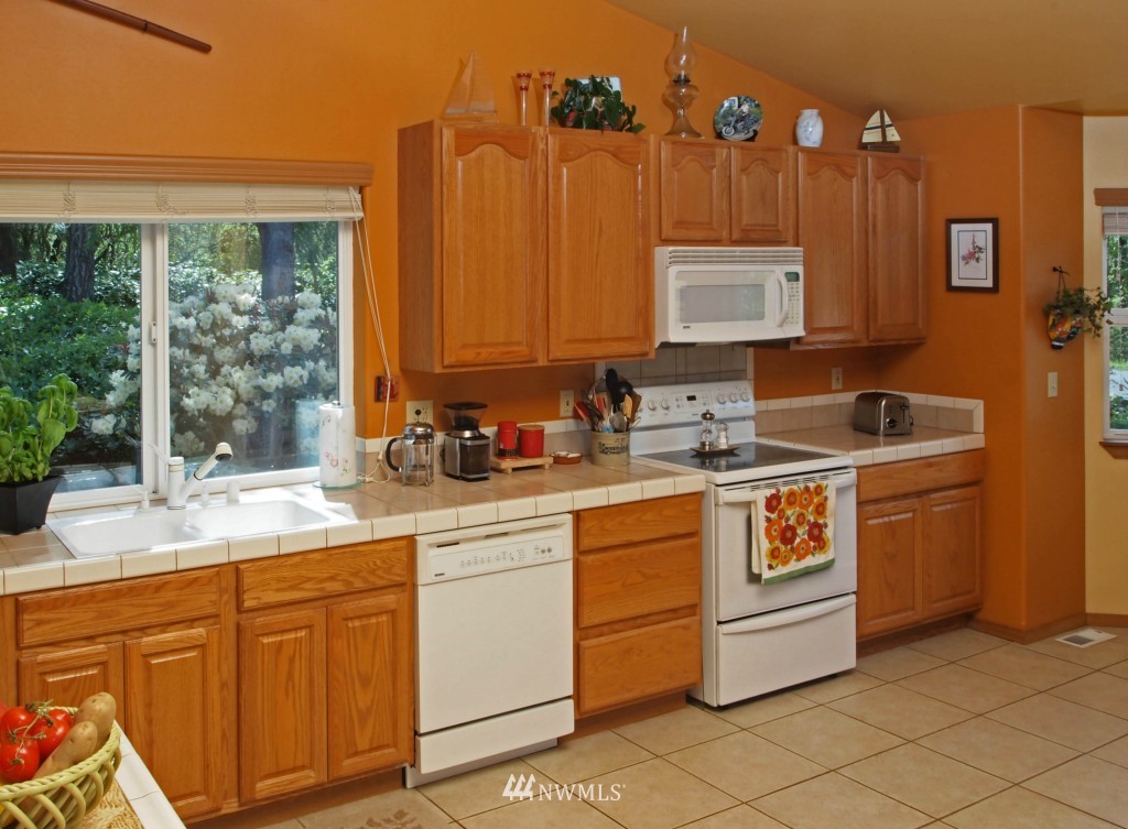 253 Myrtle Road Port Townsend, WA 98368 - Photo 8 of 20 Gallery Image 8