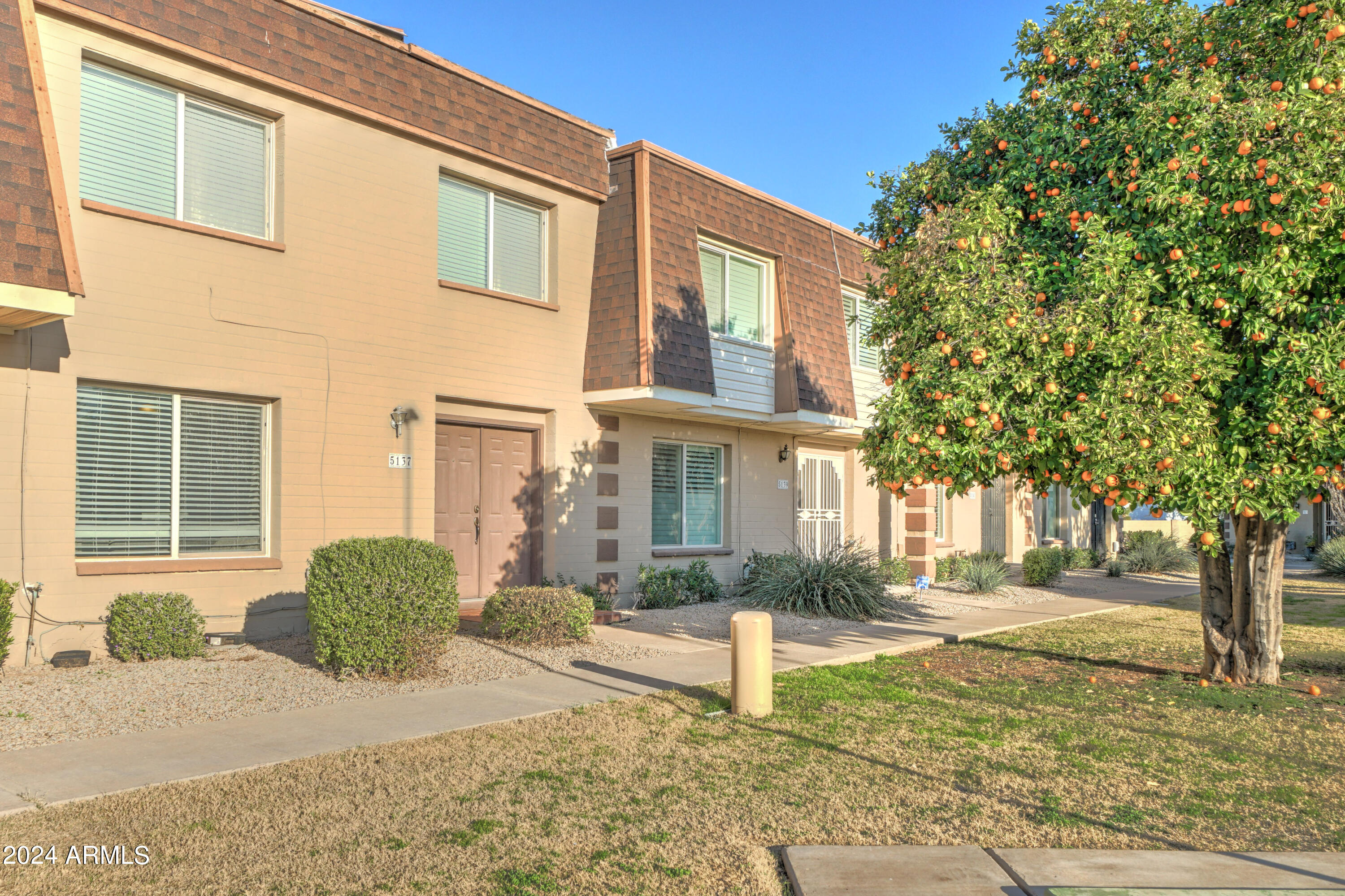 5137 N Granite Reef-1