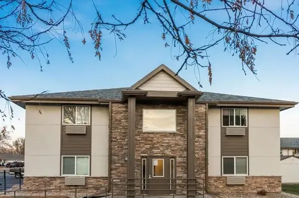 $1,586 | 1292 East 6th Street, Loveland, CO 80537