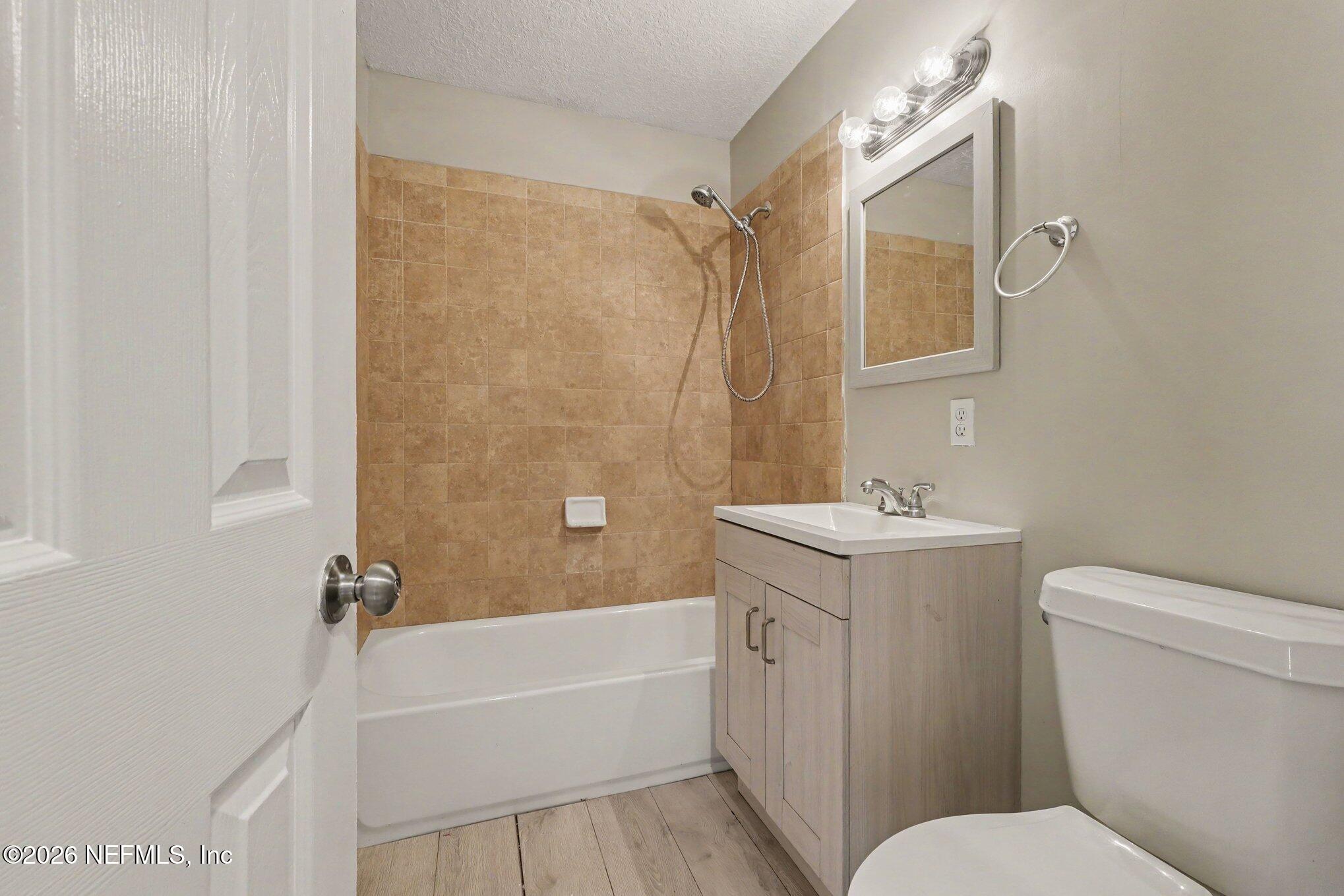 6423 Shetland Road Jacksonville, FL 32277 - Photo 14 of 16 015_file_3659