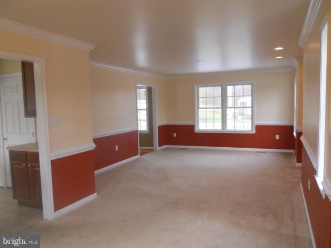 104 Ridge View Drive Berkeley Springs, WV 25411 - Photo 21 of 26 Interior (General)