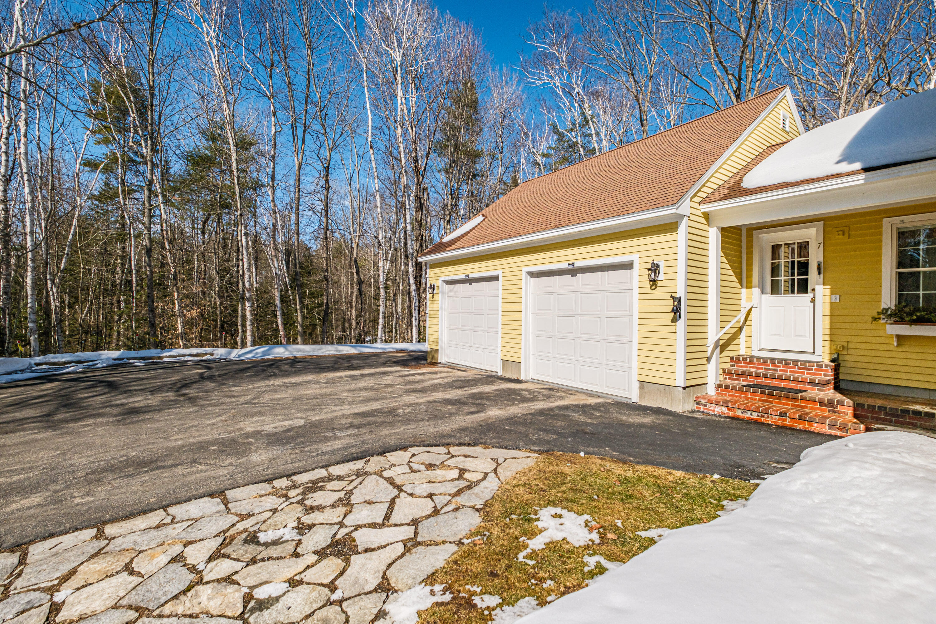 7 Aspen Lane Gorham, ME 04038 - Photo 5 of 96 20260227gp-62028