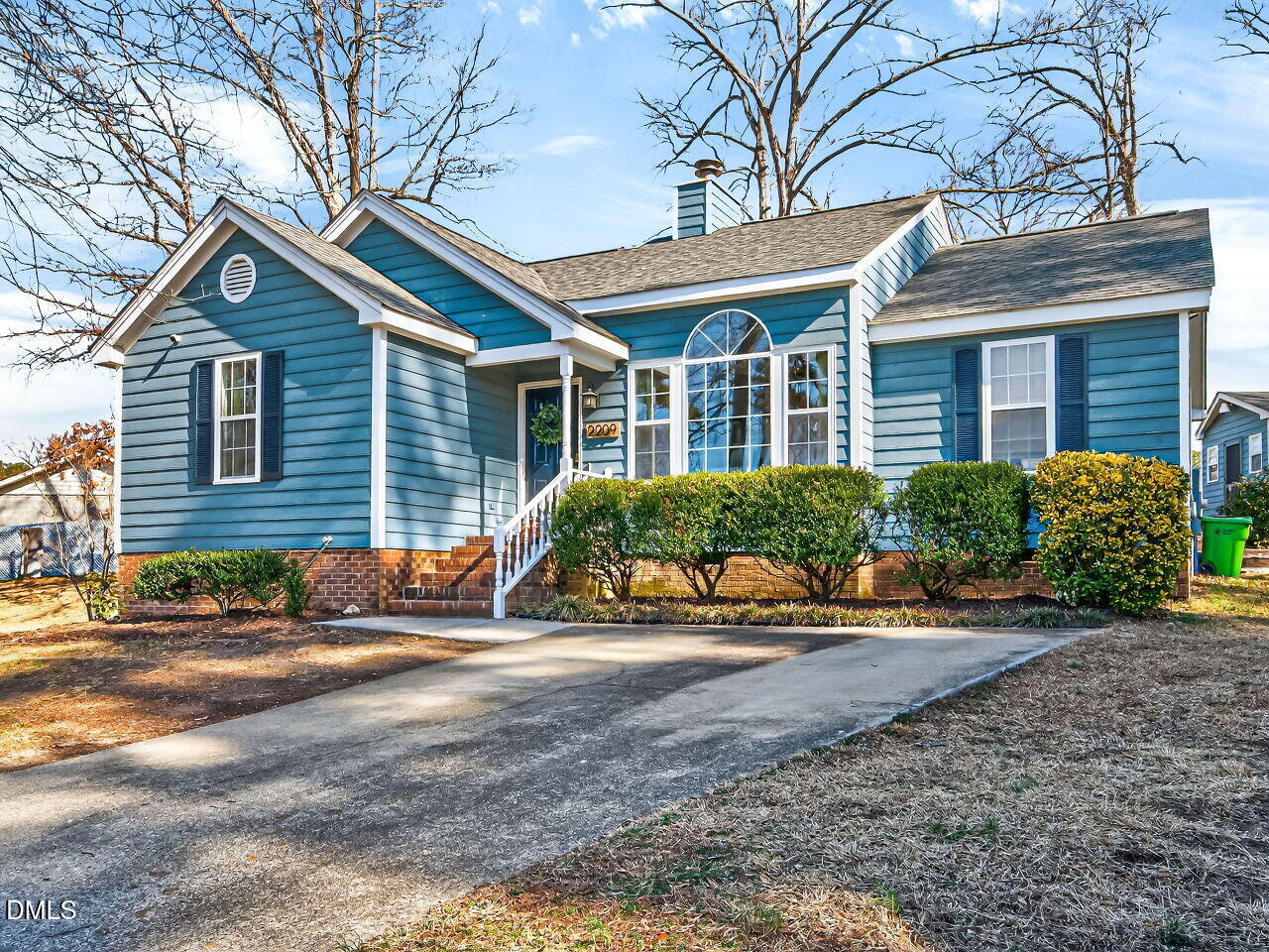 2209 Crampton Place Raleigh, NC 27604 - Photo 1 of 33 Front exterior