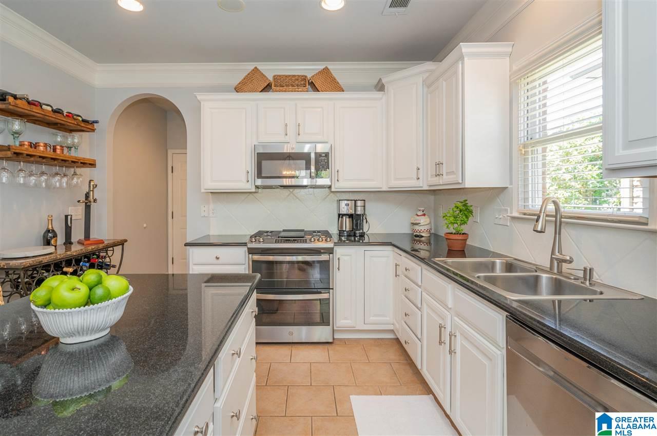 3053 Valley Ridge Road Hoover, AL 35242 - Photo 21 of 49