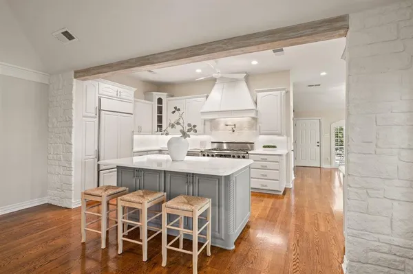 $949,500 | 2523 Anglers Drive, Grapevine, TX 76051