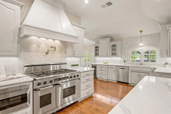 $949,500 | 2523 Anglers Drive, Grapevine, TX 76051