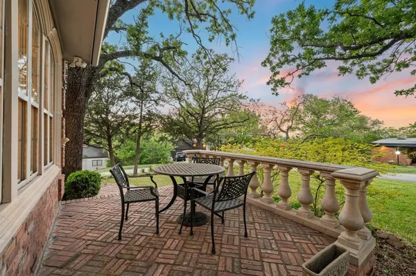 $949,500 | 2523 Anglers Drive, Grapevine, TX 76051