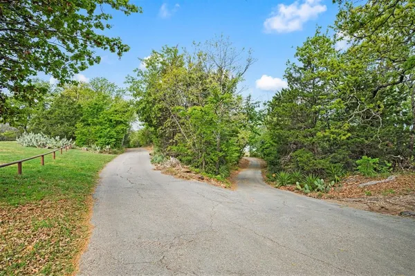 $949,500 | 2523 Anglers Drive, Grapevine, TX 76051