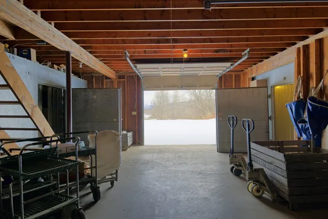 $3,080 | 2001 Hawleyton Road, Binghamton, NY 13903