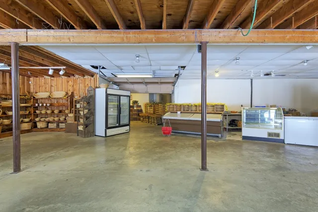 $3,080 | 2001 Hawleyton Road, Binghamton, NY 13903