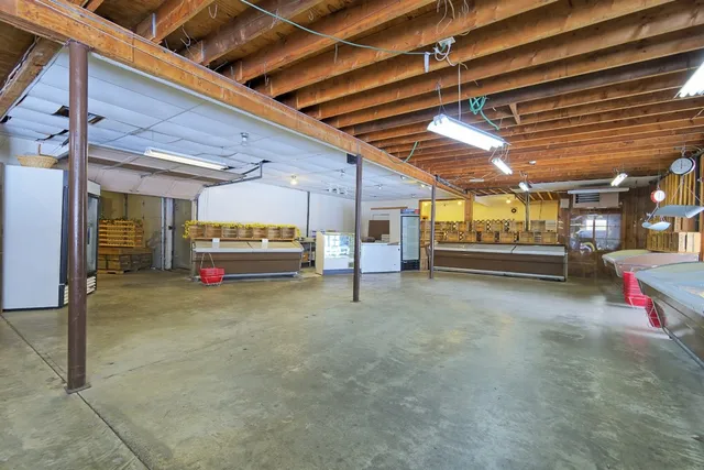 $3,080 | 2001 Hawleyton Road, Binghamton, NY 13903