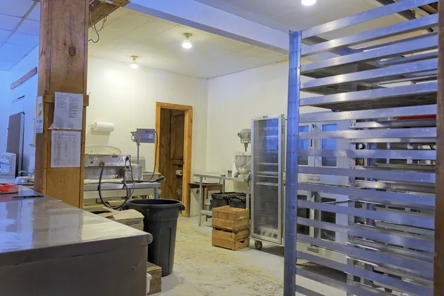 $3,080 | 2001 Hawleyton Road, Binghamton, NY 13903