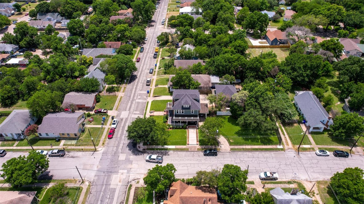 2001 Gorman Avenue Waco, TX 76707 - Photo 51 of 53 an aerial view of a houses with yard