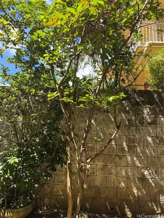 $387,500 | 95-2048 Waikalani Place, Unit D106, Mililani, HI 96789