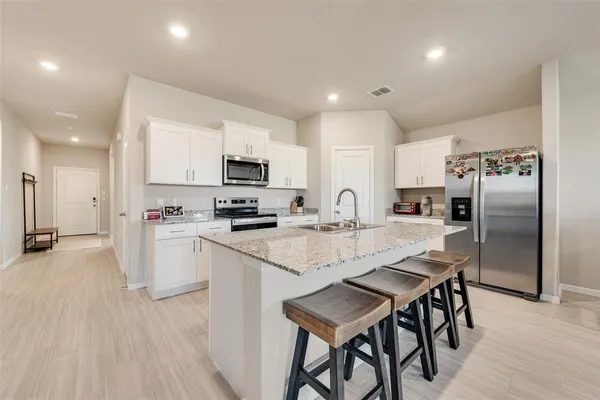 $2,600 | 16453 Severn Lane, Fort Worth, TX 76247