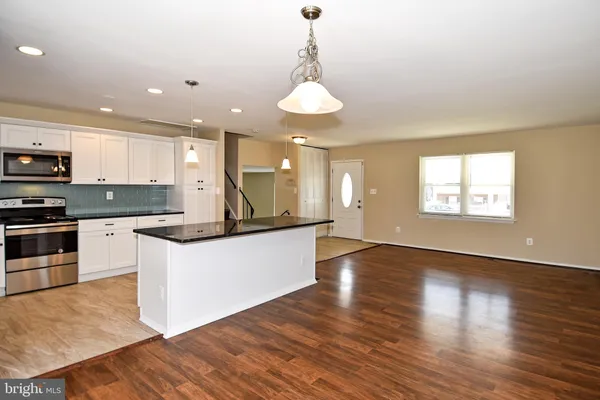 $3,395 | 1209 Marton Street, Laurel, MD 20707