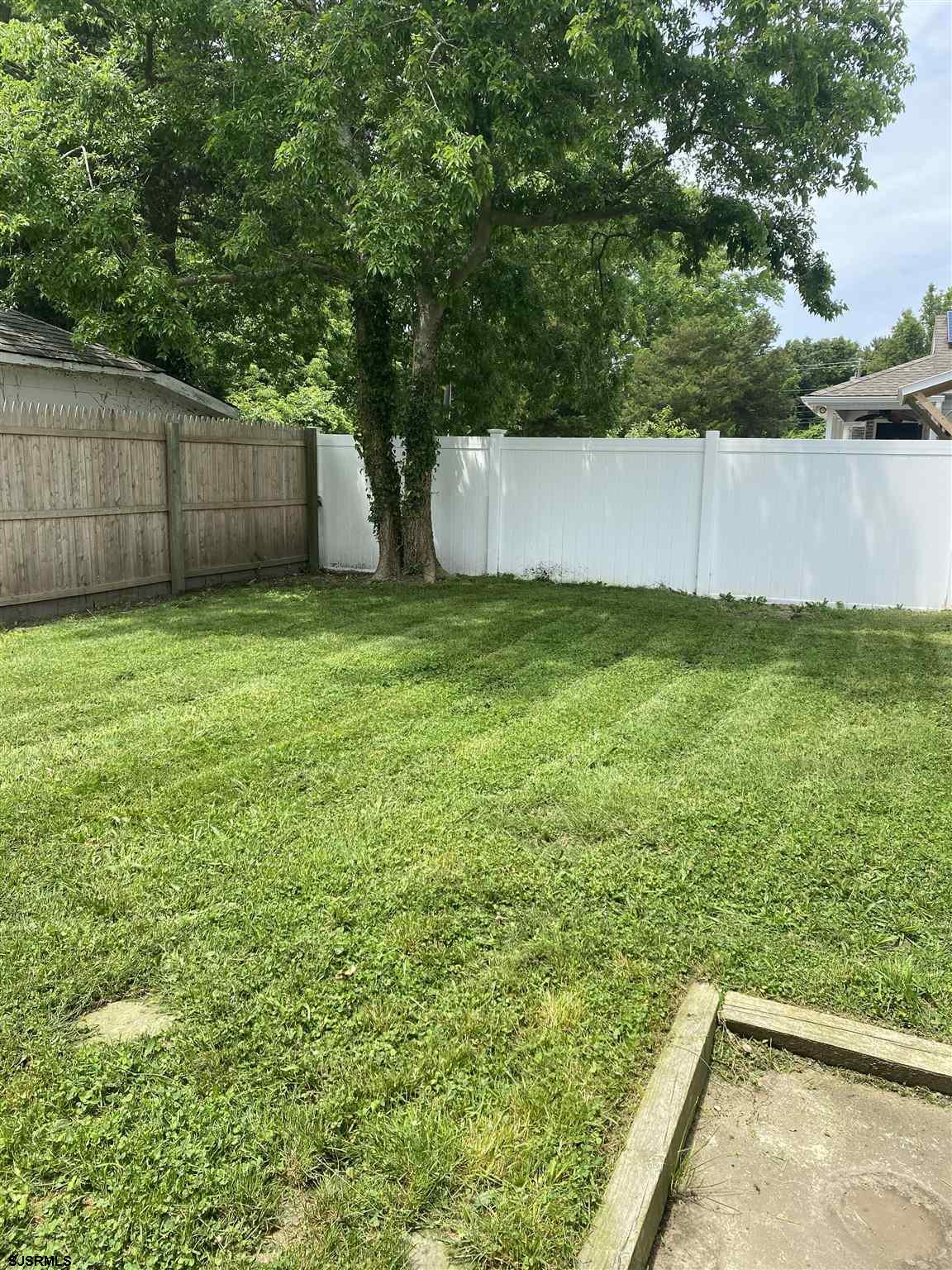 237 Marlin Road Absecon, NJ 08201 - Photo 22 of 25 a view of a backyard