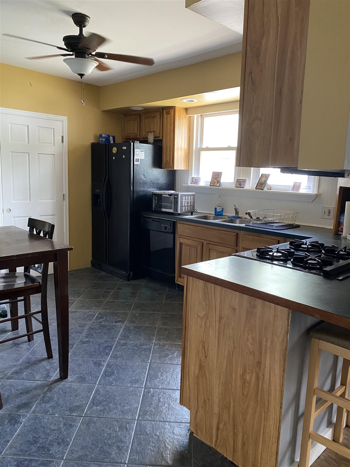 237 Marlin Road Absecon, NJ 08201 - Photo 7 of 25 a kitchen with stainless steel appliances granite countertop a sink stove and refrigerator
