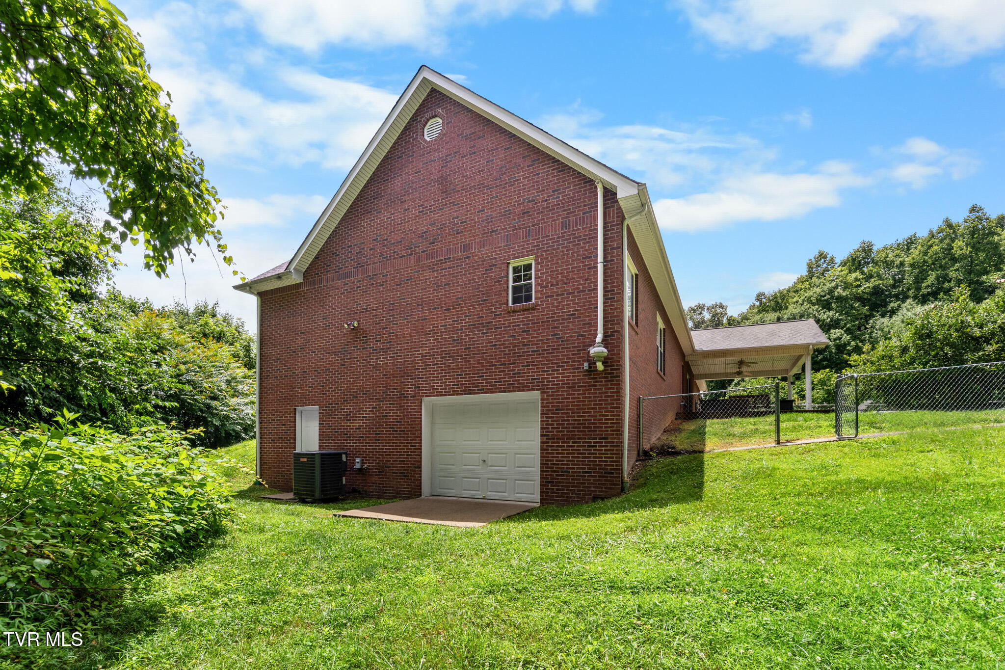 3315 Island Road, Unit 1 Blountville, TN 37617 - Photo 9 of 58 DSC09238