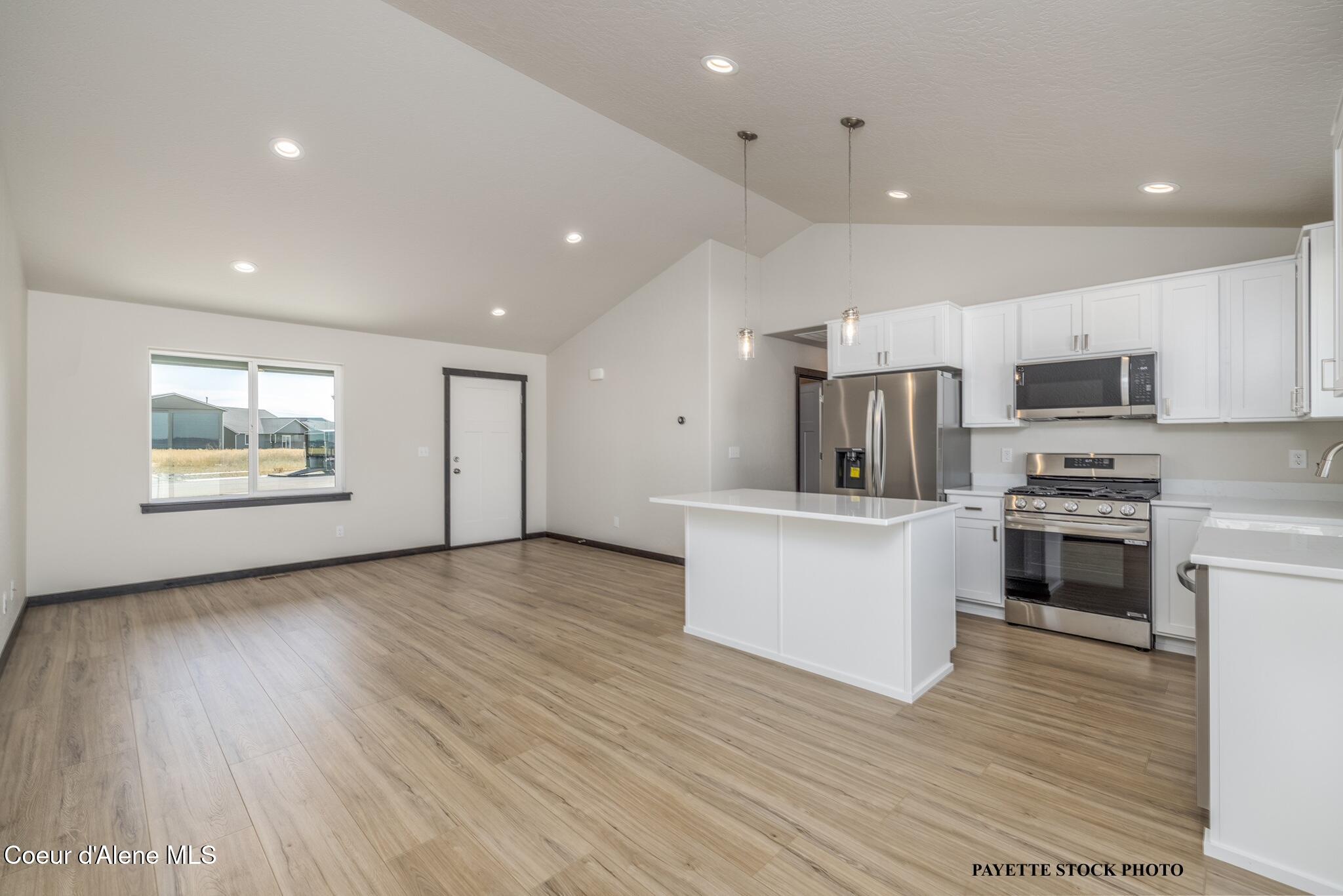 6653 West Plant Lane Rathdrum, ID 83858 - Photo 5 of 17 6 Dining