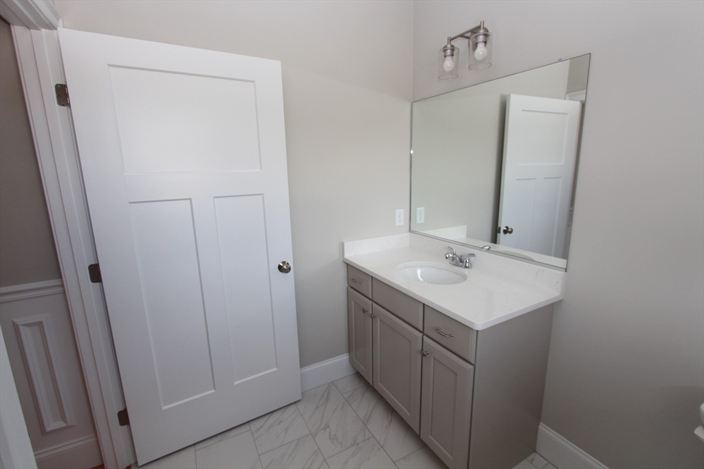 12 Boot Shop Road, Unit 12 Upton, MA 01568 - Photo 6 of 7