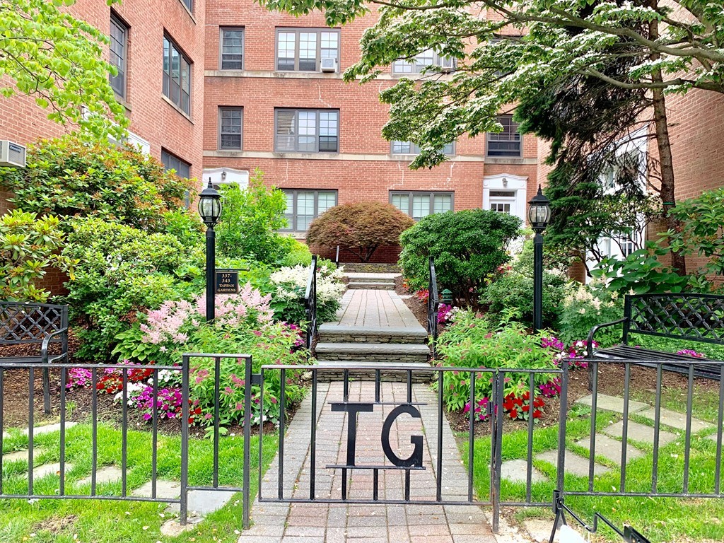 341 Tappan Street, Unit 6 Brookline, MA 02445 - Photo 1 of 18