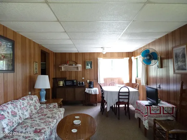 $1,318,000 | 528 Dyken Pond Road, Berlin, NY 12138