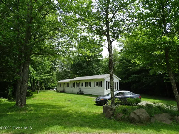 $1,318,000 | 528 Dyken Pond Road, Berlin, NY 12138