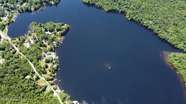 $1,318,000 | 528 Dyken Pond Road, Berlin, NY 12138