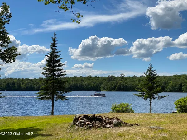 $1,318,000 | 528 Dyken Pond Road, Berlin, NY 12138