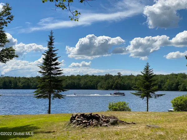 $1,318,000 | 528 Dyken Pond Road, Berlin, NY 12138