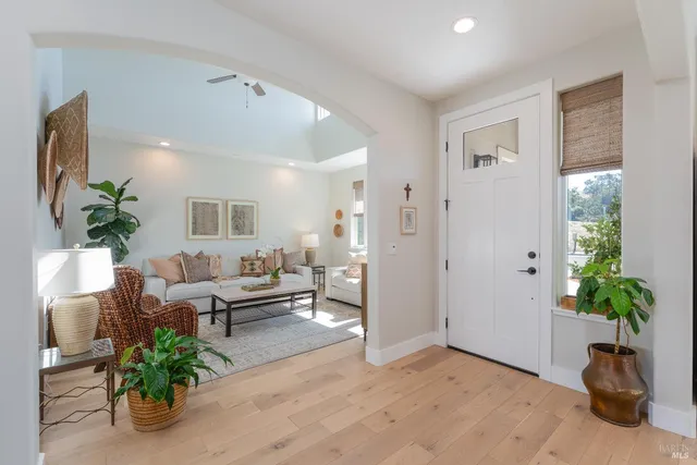 $889,000 | 2412 Celestin Court, Ukiah, CA 95482