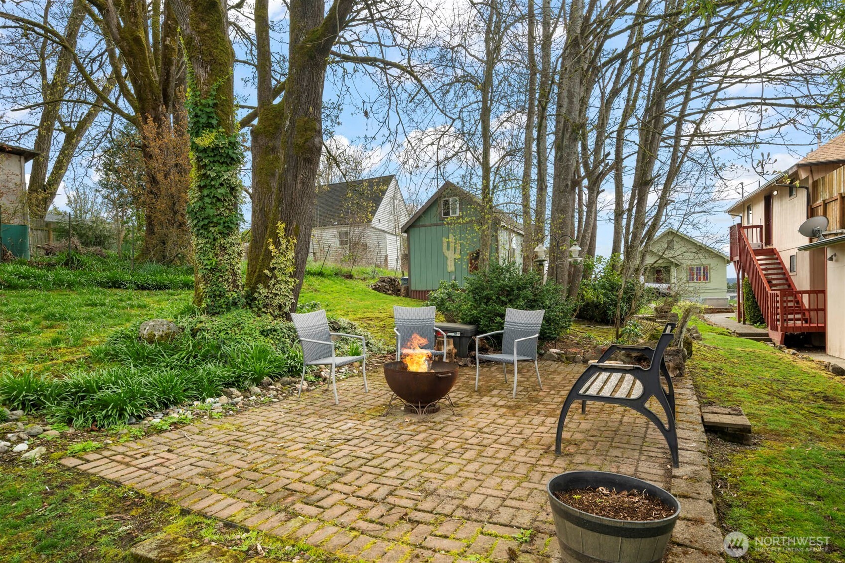 2007 East 15th Street Bremerton, WA 98310 - Photo 21 of 29