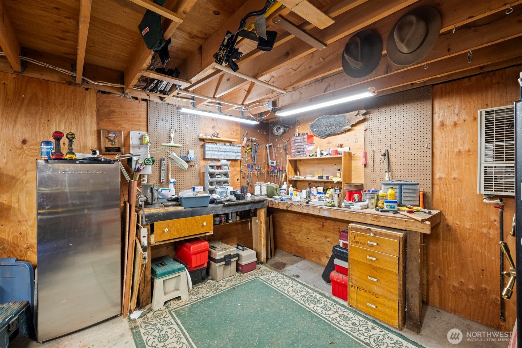 2007 East 15th Street Bremerton, WA 98310 - Photo 23 of 29