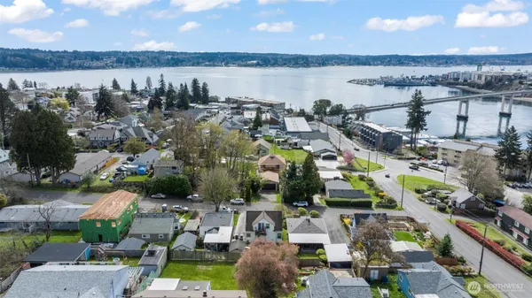 $549,000 | 2007 East 15th Street, Bremerton, WA 98310