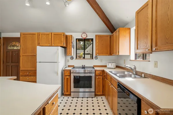$550,000 | 2007 East 15th Street, Bremerton, WA 98310