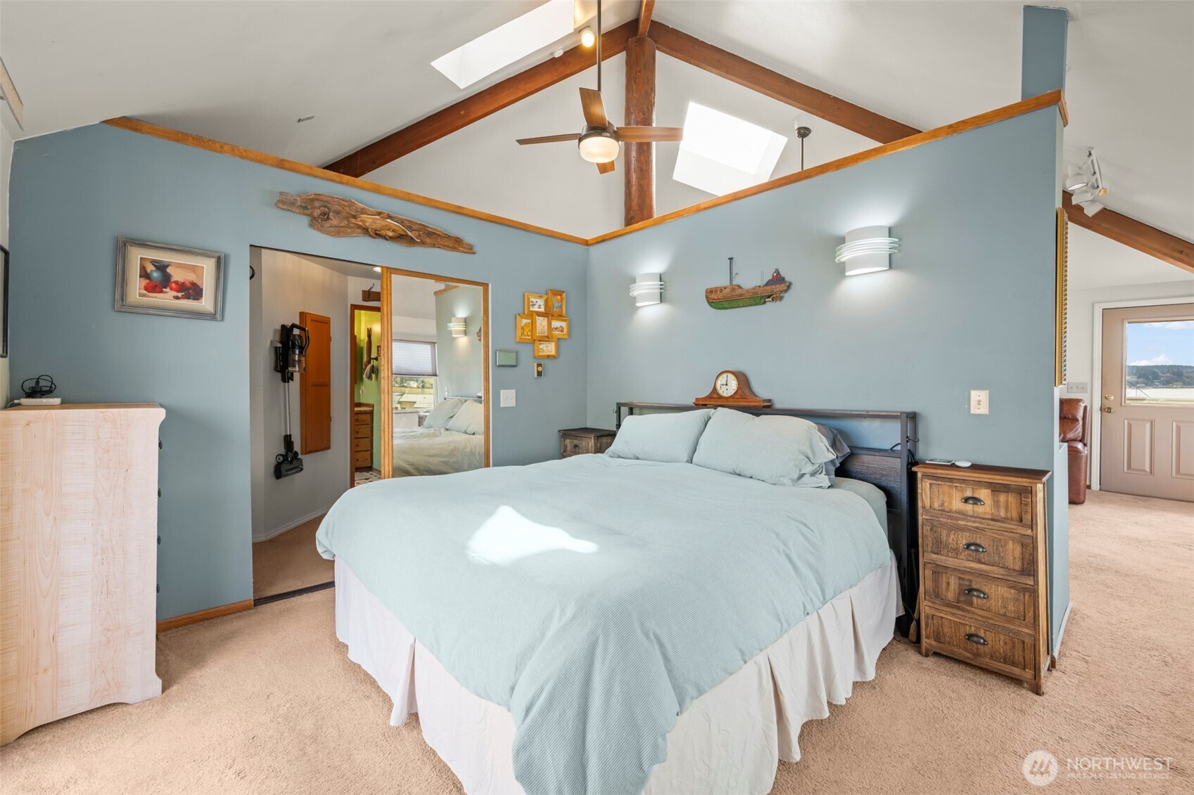 2007 East 15th Street Bremerton, WA 98310 - Photo 5 of 29