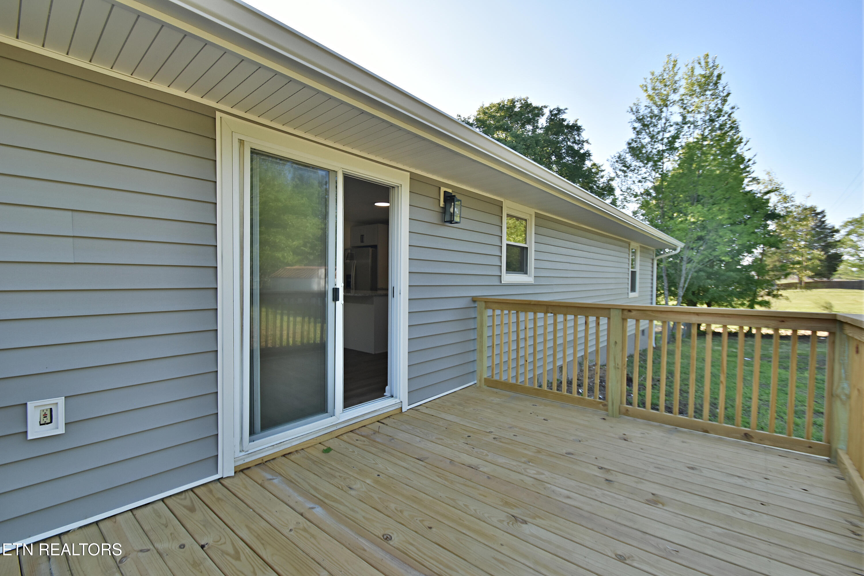 1119 Rudd Road Greenback, TN 37742 - Photo 20 of 28 DSC_1662