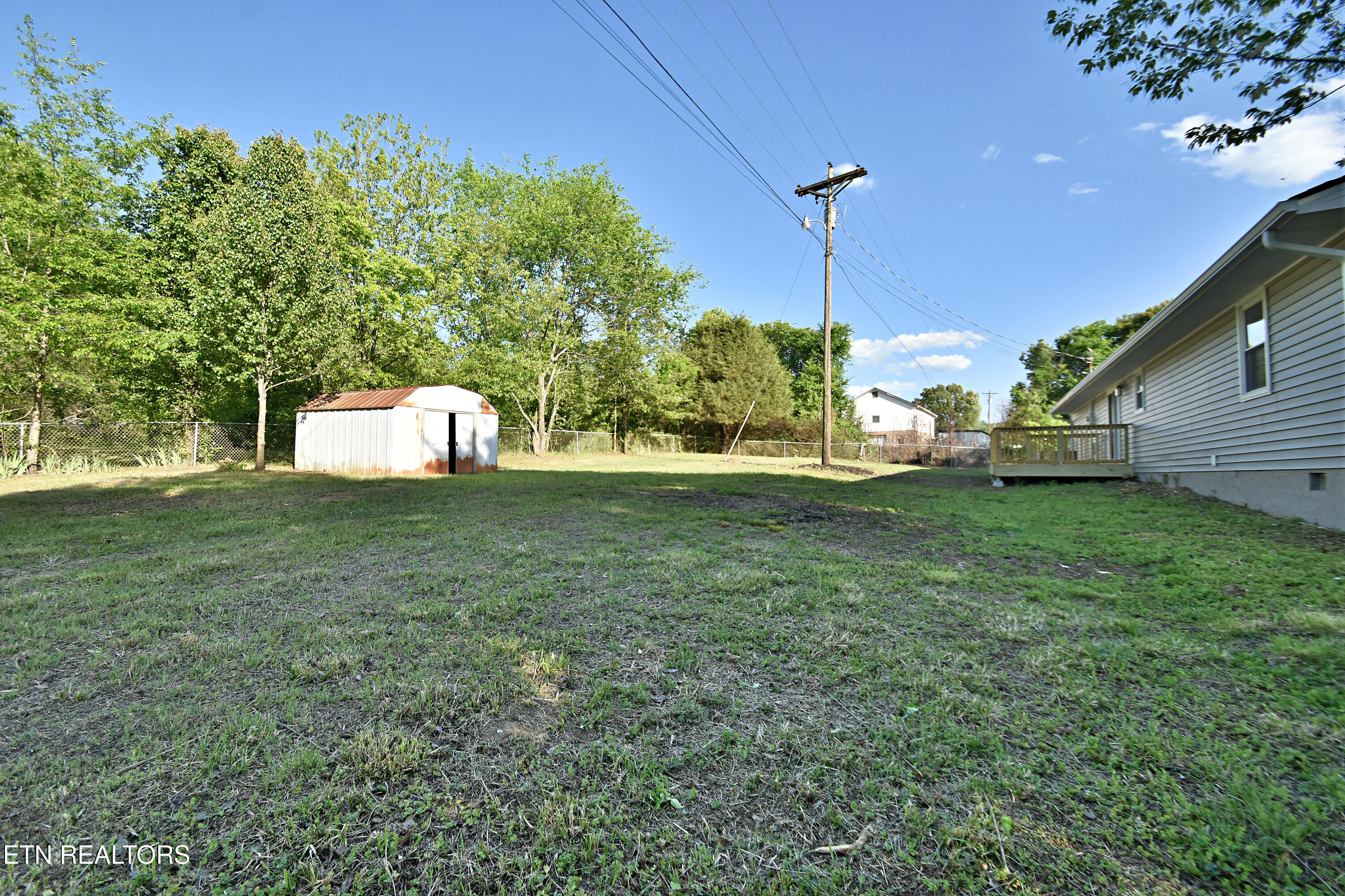 1119 Rudd Road Greenback, TN 37742 - Photo 23 of 28 DSC_1674