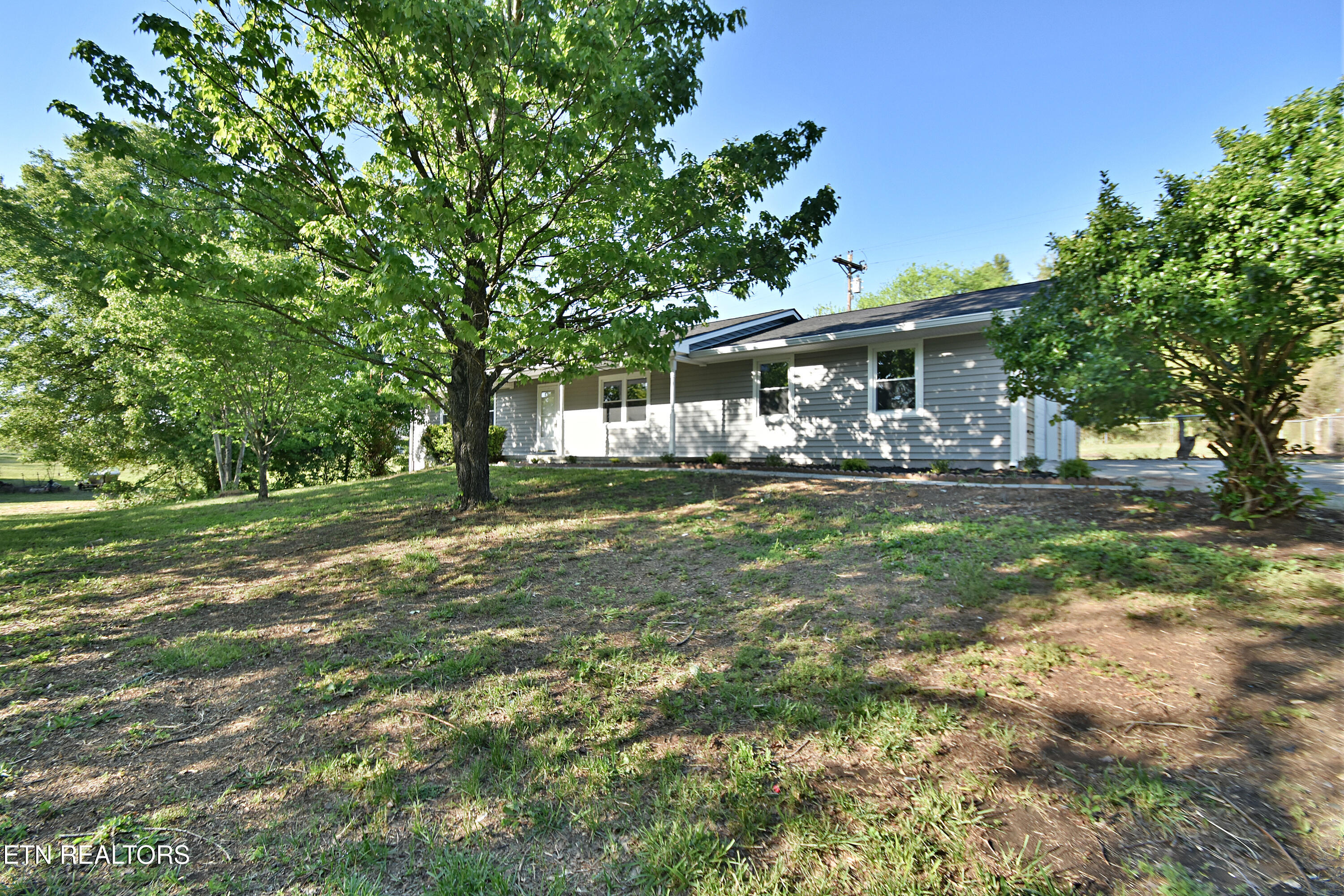 1119 Rudd Road Greenback, TN 37742 - Photo 26 of 28 DSC_1689