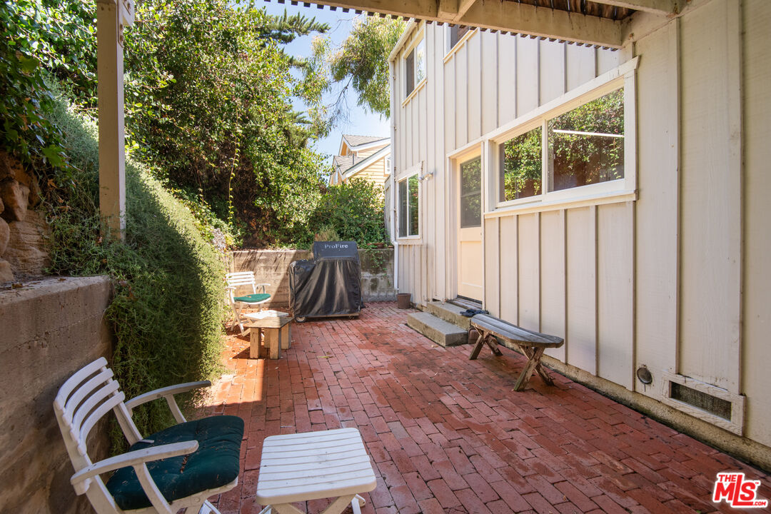 31649 Sea Level Drive Malibu, CA 90265 - Photo 18 of 26 a view of deck with patio