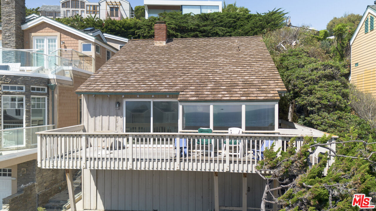 31649 Sea Level Drive Malibu, CA 90265 - Photo 3 of 26 front view of a house