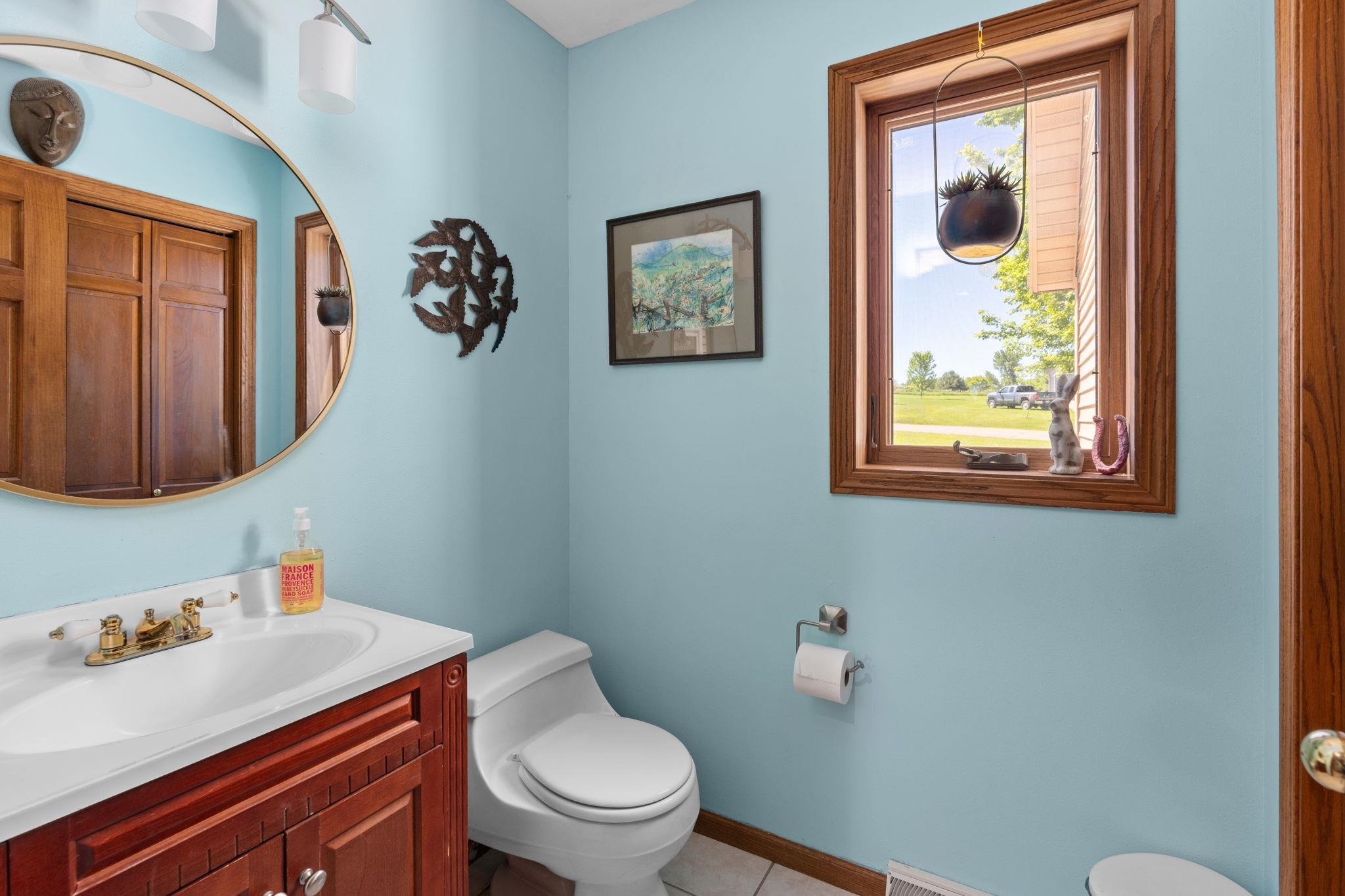 4032 Twin Ridgeway, WI 53582 - Photo 19 of 55 Gallery Image 19